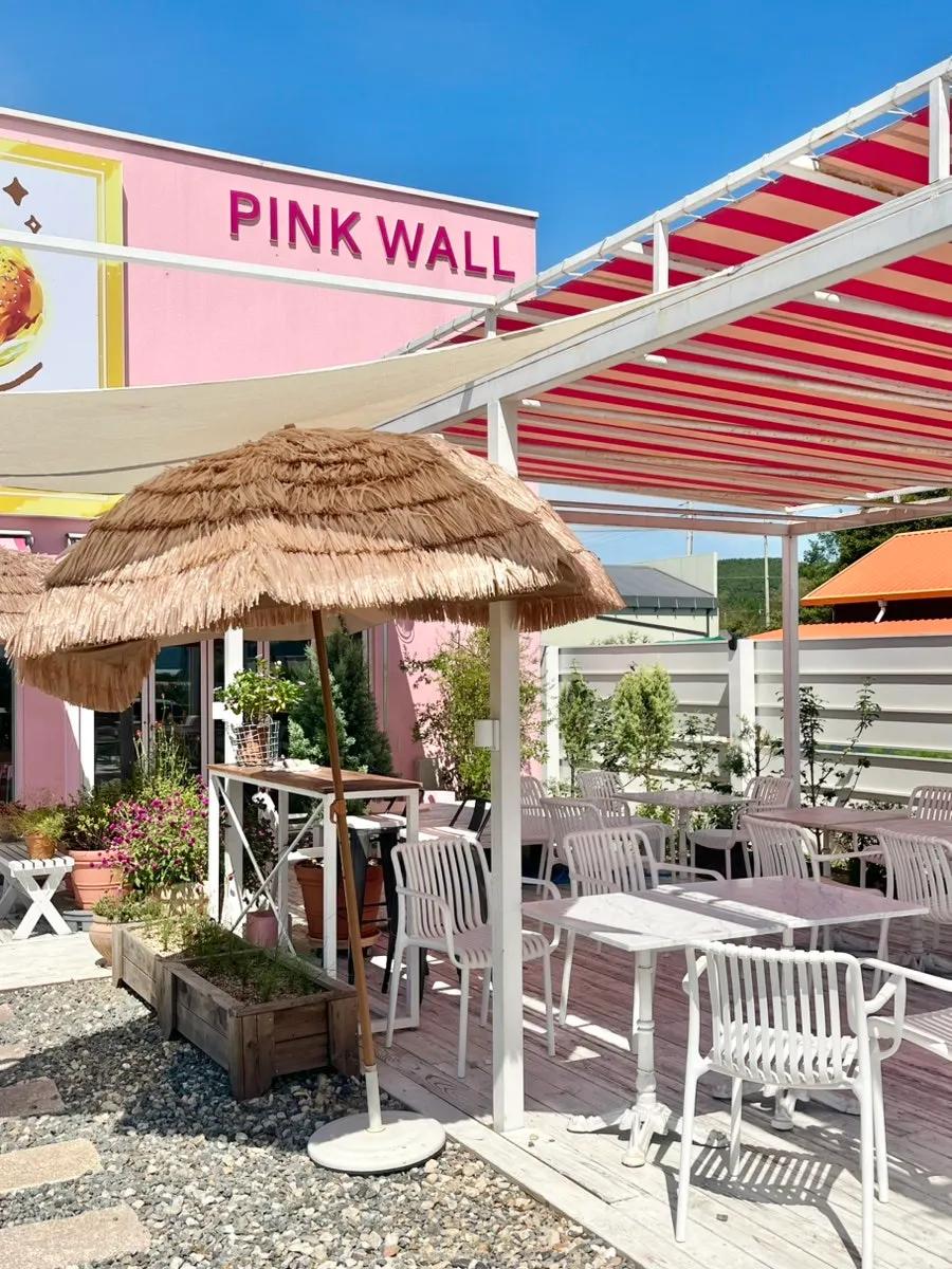 Terrace seating at Pink Wall Cafe