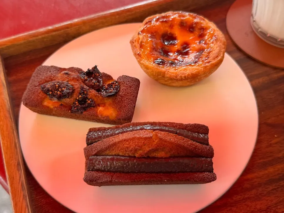 Egg tart with fig cream cheese and Valrhona chocolate financiers