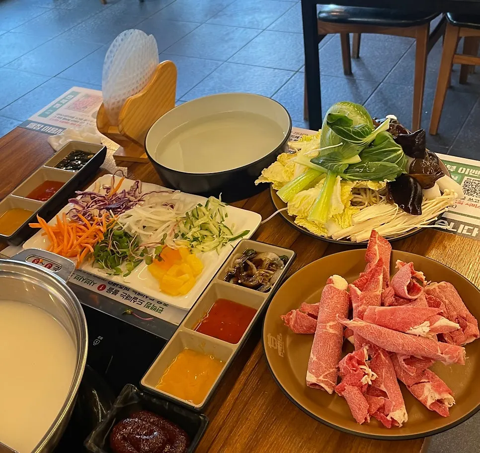 Unlimited menu and salad bar selection
