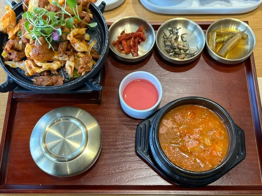 Three side dishes: gungchae, stir-fried anchovies, and dried shredded radish