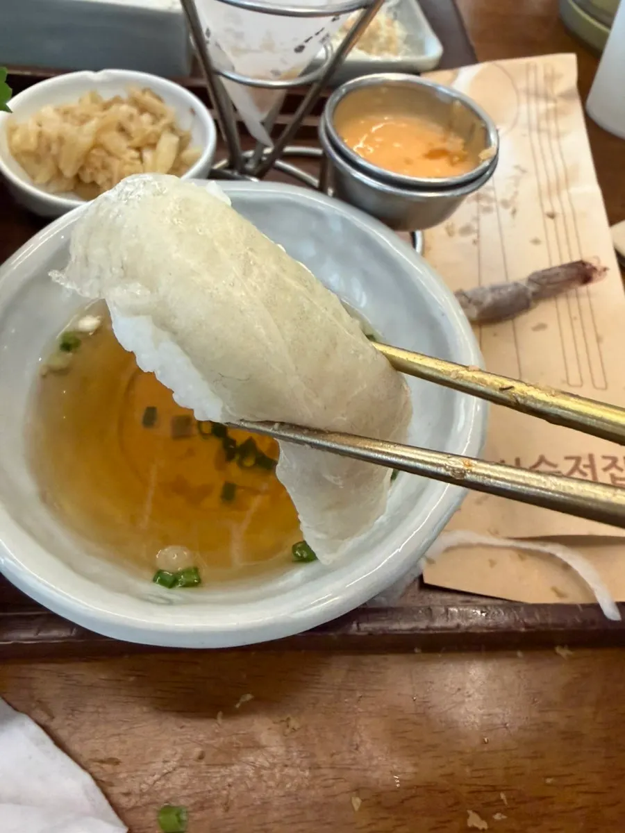 두툼한 참치 초밥
