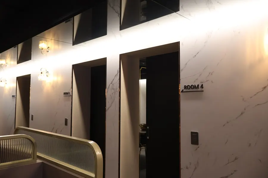 Dining hall with private rooms at Yeongpo Hwa-ro Ingye Branch
