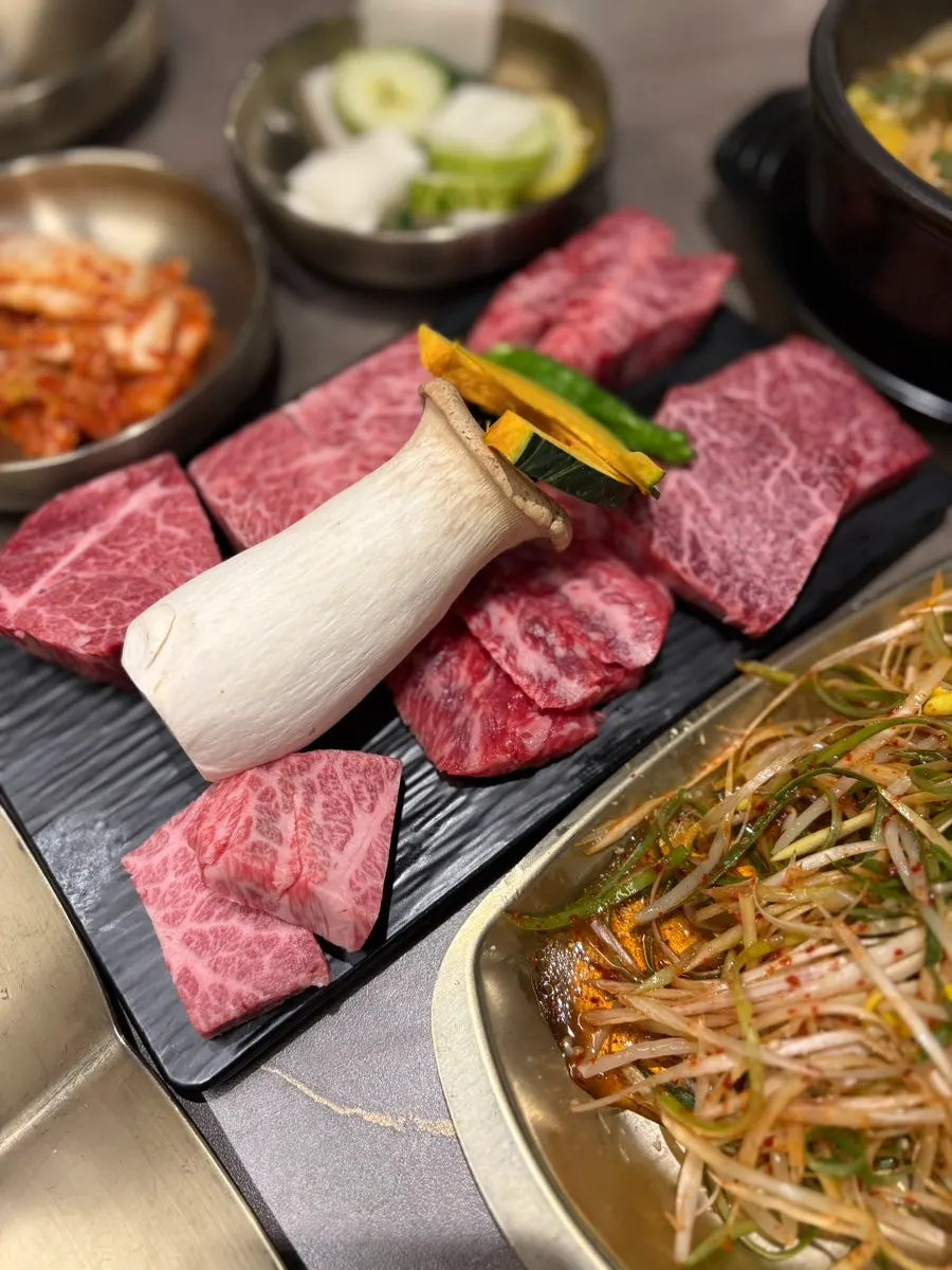 영포화로 인계점 한우모듬 마무리 상차림