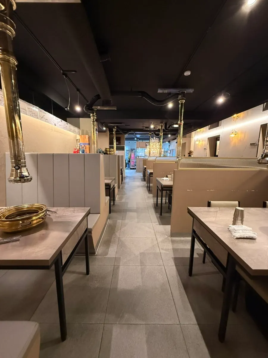 Table with built-in grill at Yeongpo Hwa-ro Ingye Branch