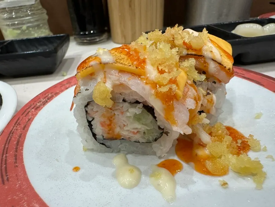 양파연어롤과 연어치즈롤