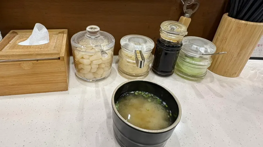 락교 생강 와사비 간장 장국 기본 구성