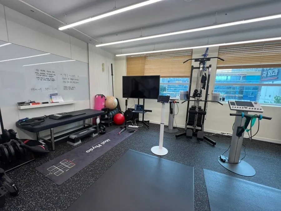 Interior of the Xpa treatment space
