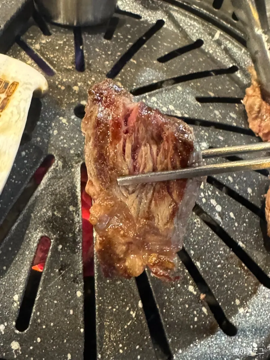 Mixed beef platter with a variety of cuts