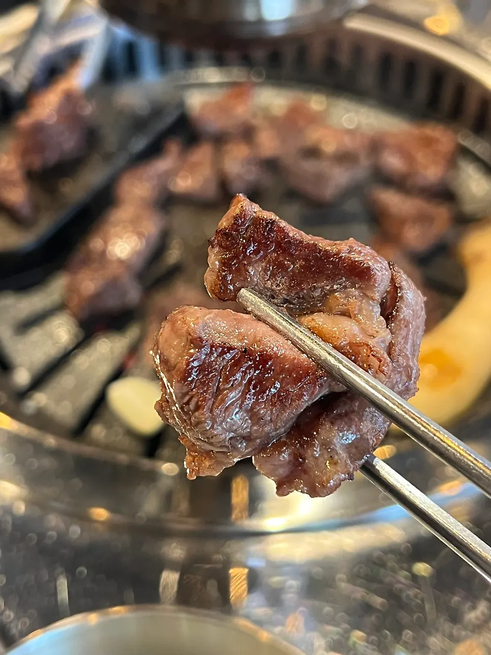 노릇하게 구워진 꽃새우살