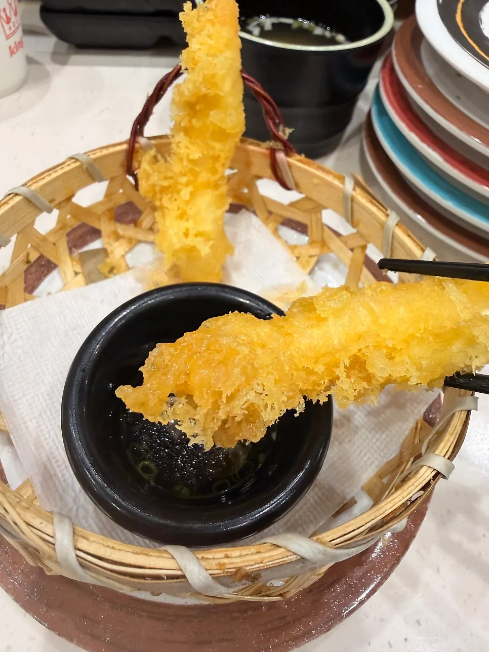 Freshly fried hand-made shrimp tempura with tsuyu dipping sauce