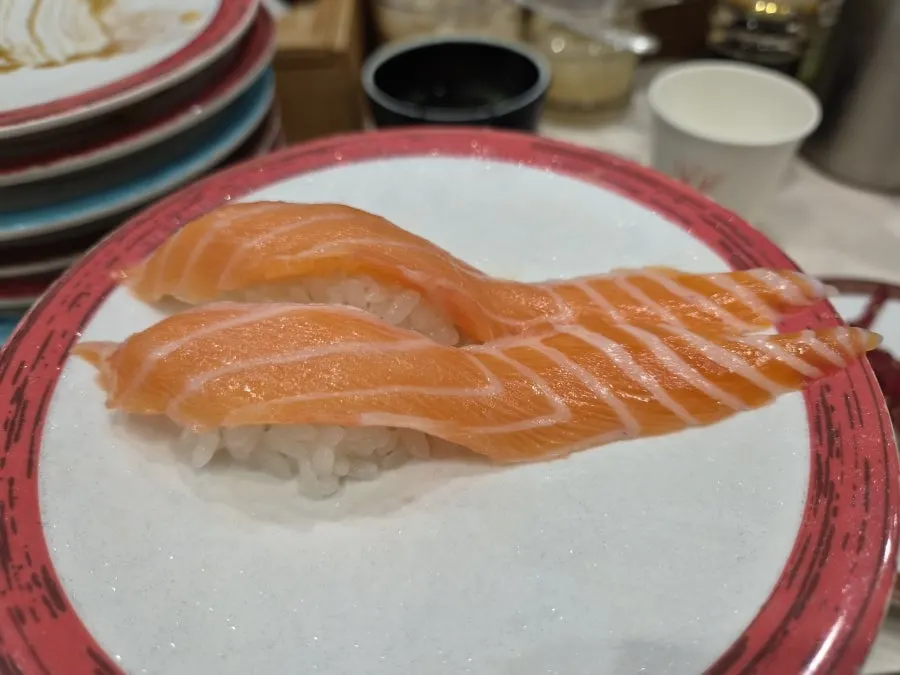 Tako wasabi gunkan sushi