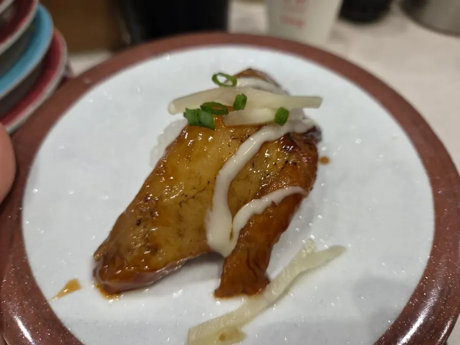 Spicy seasoned shrimp sushi