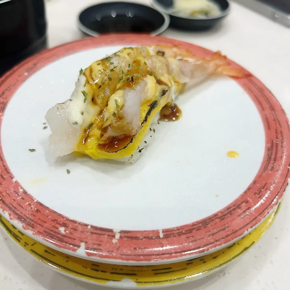 Conveyor-belt sushi ordered directly from the menu