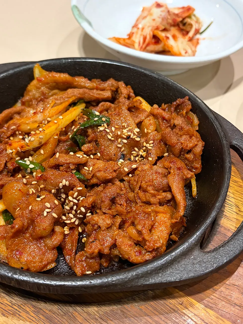 직화 불맛의 영월 제육볶음