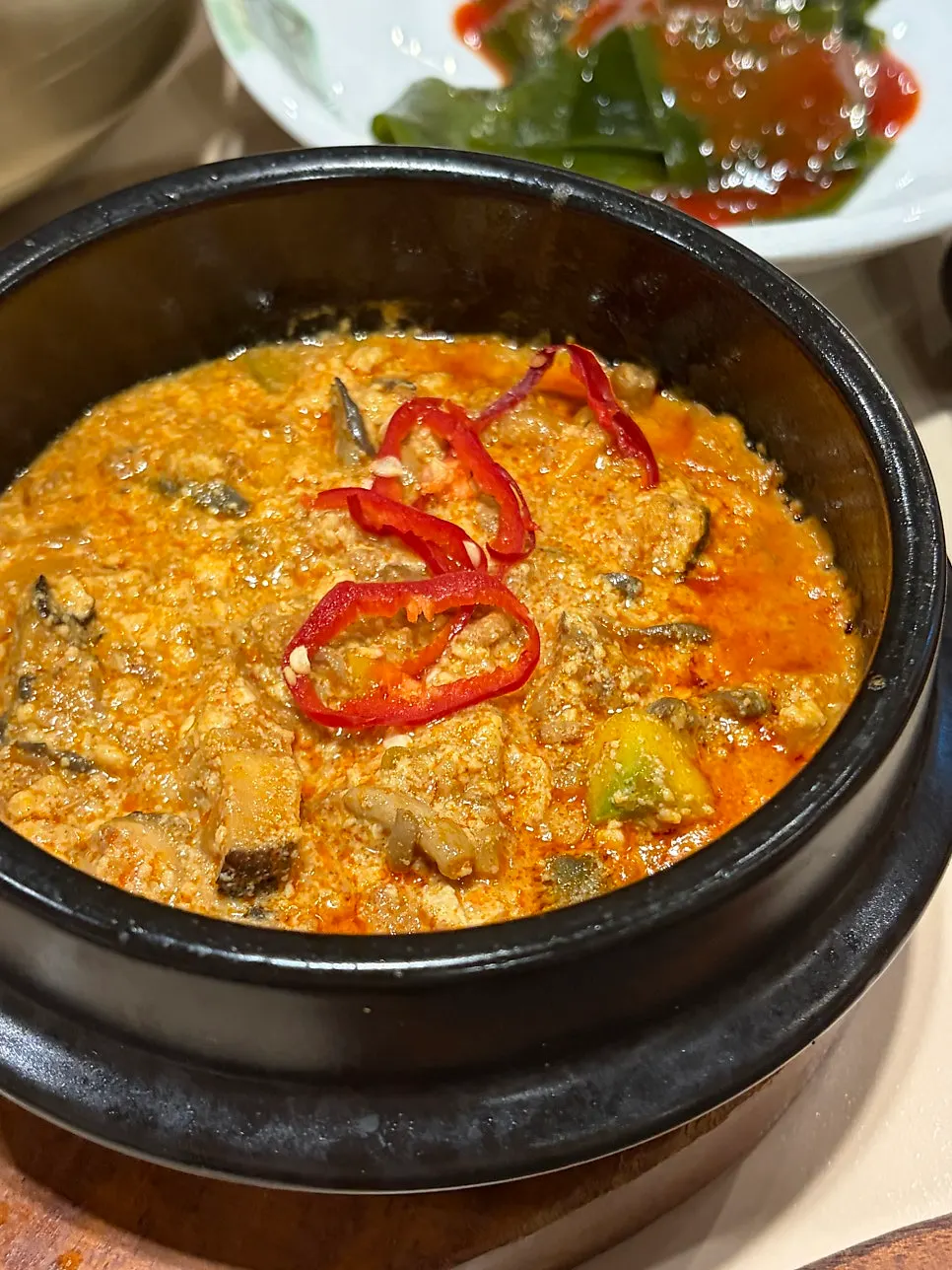 두부와 버섯이 든 시골집 강된장