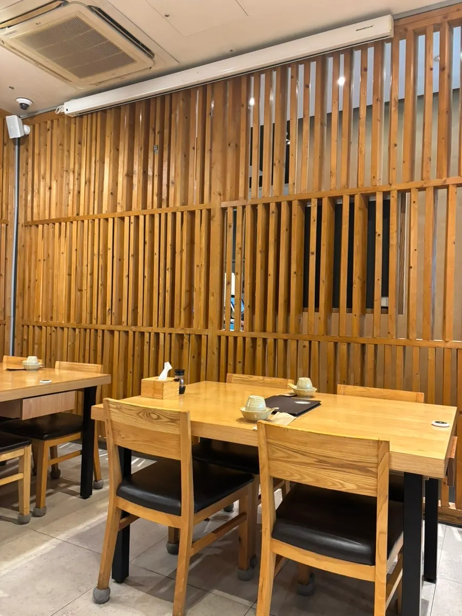 Dining area at Yeongwolae Gondre Ansan Branch