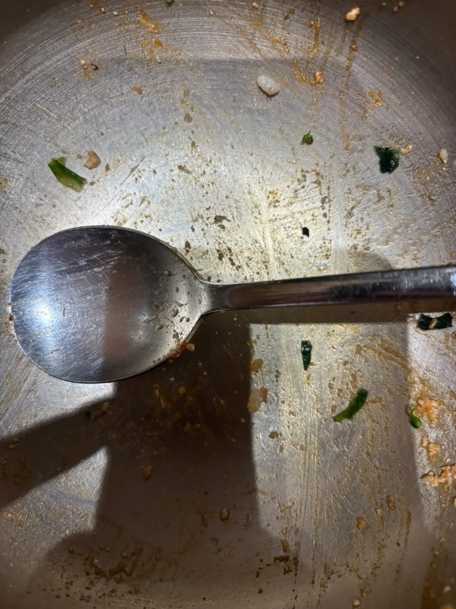 The Mureungdowon Set table after finishing the meal