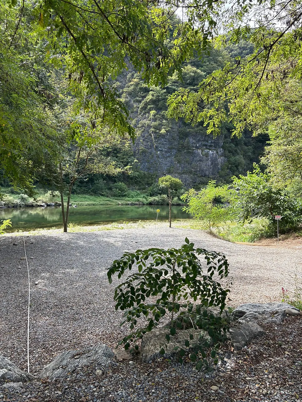 C4 site at Maru Pension Camping Site
