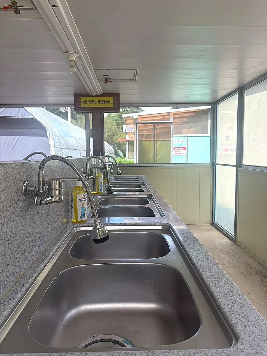 Campground conveniences with an unmanned shop