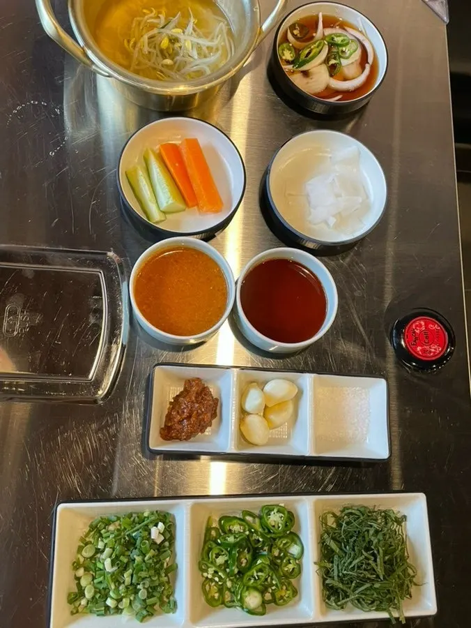 생맥주 잔 클로즈업