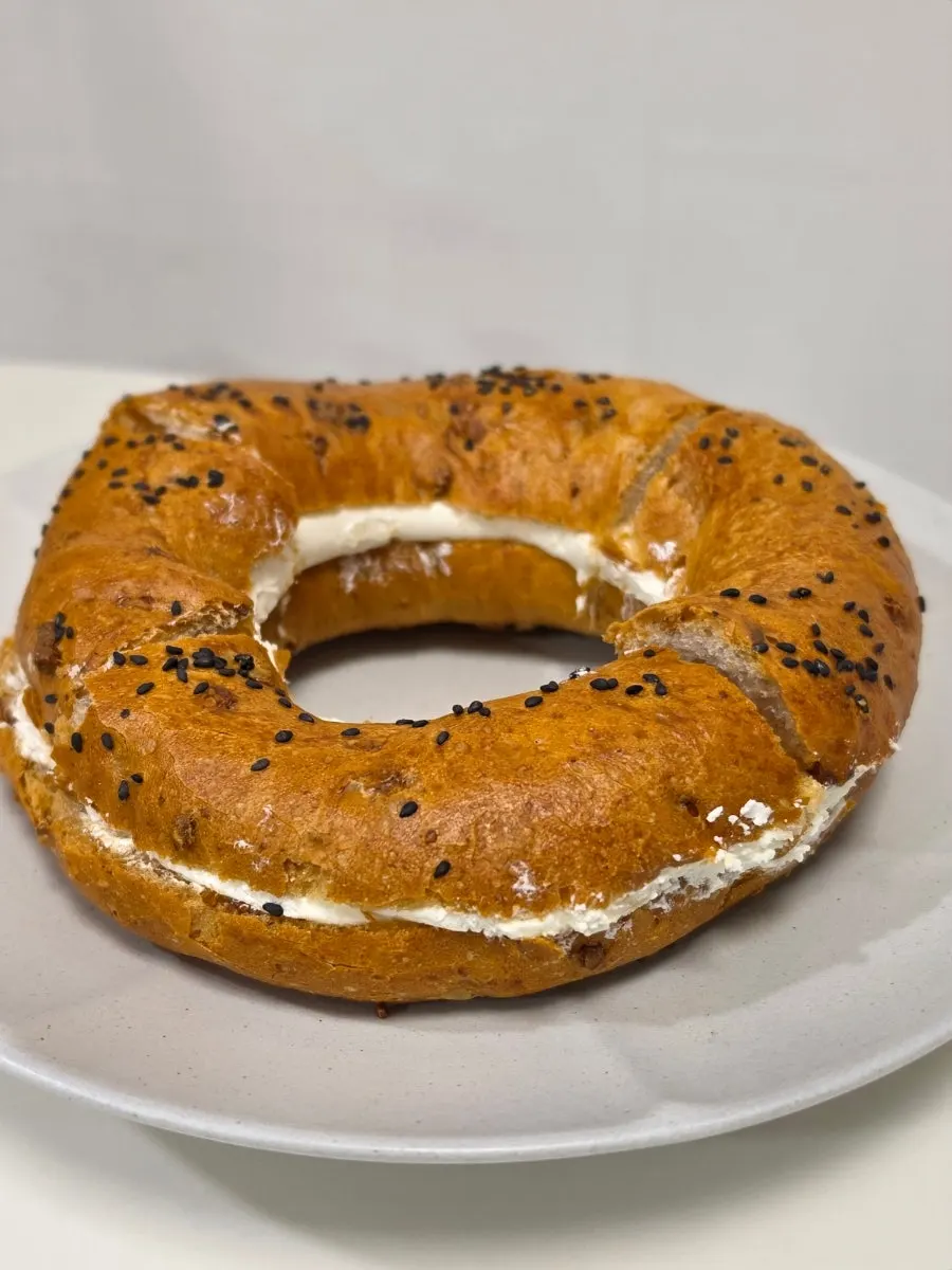 Four kinds of bread in the takeaway order