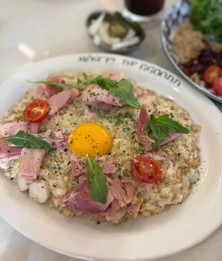 Plate of jambon truffle cream risotto