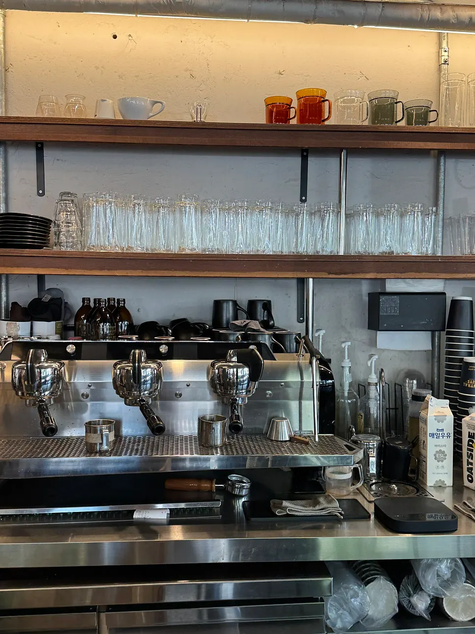 Coffee and dessert spread at Central Site Yeonnam