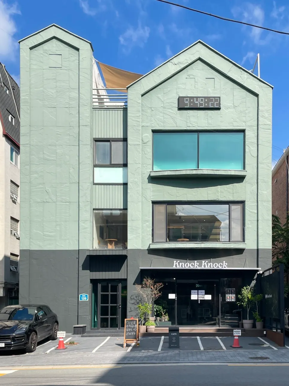 Noknok exterior and signage