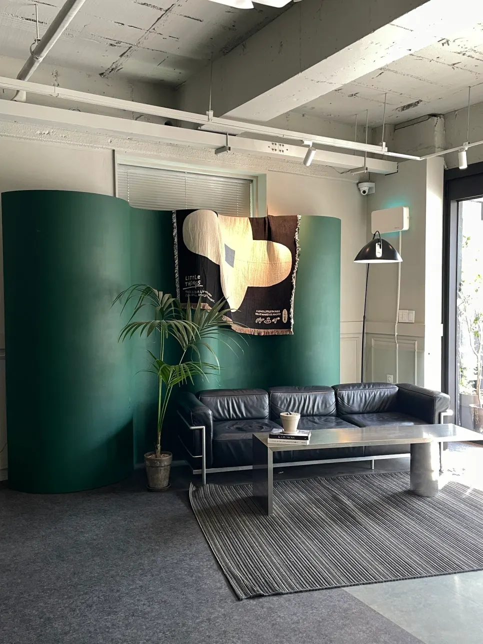 Black and green interior of the 1st floor