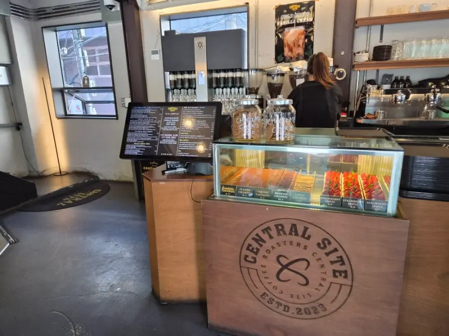 1st floor order bar and hand-drip station at Central Site Yeonnam