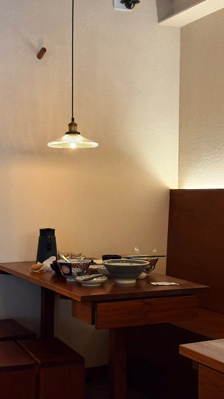 Counter seat at Jongno Donburi Yeonnam for one diner