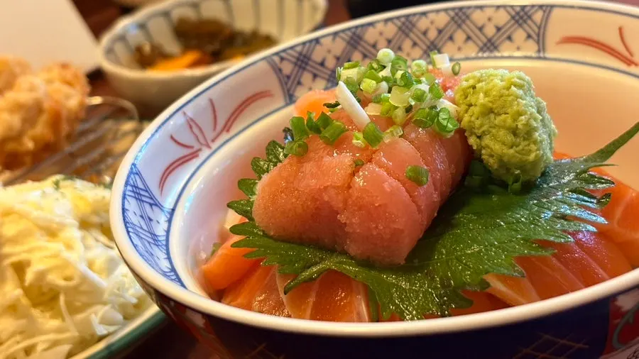 Sake tarako don topped with white pollock roe