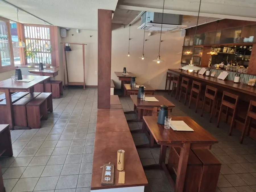 Wood-toned interior of Jongno Donburi Yeonnam