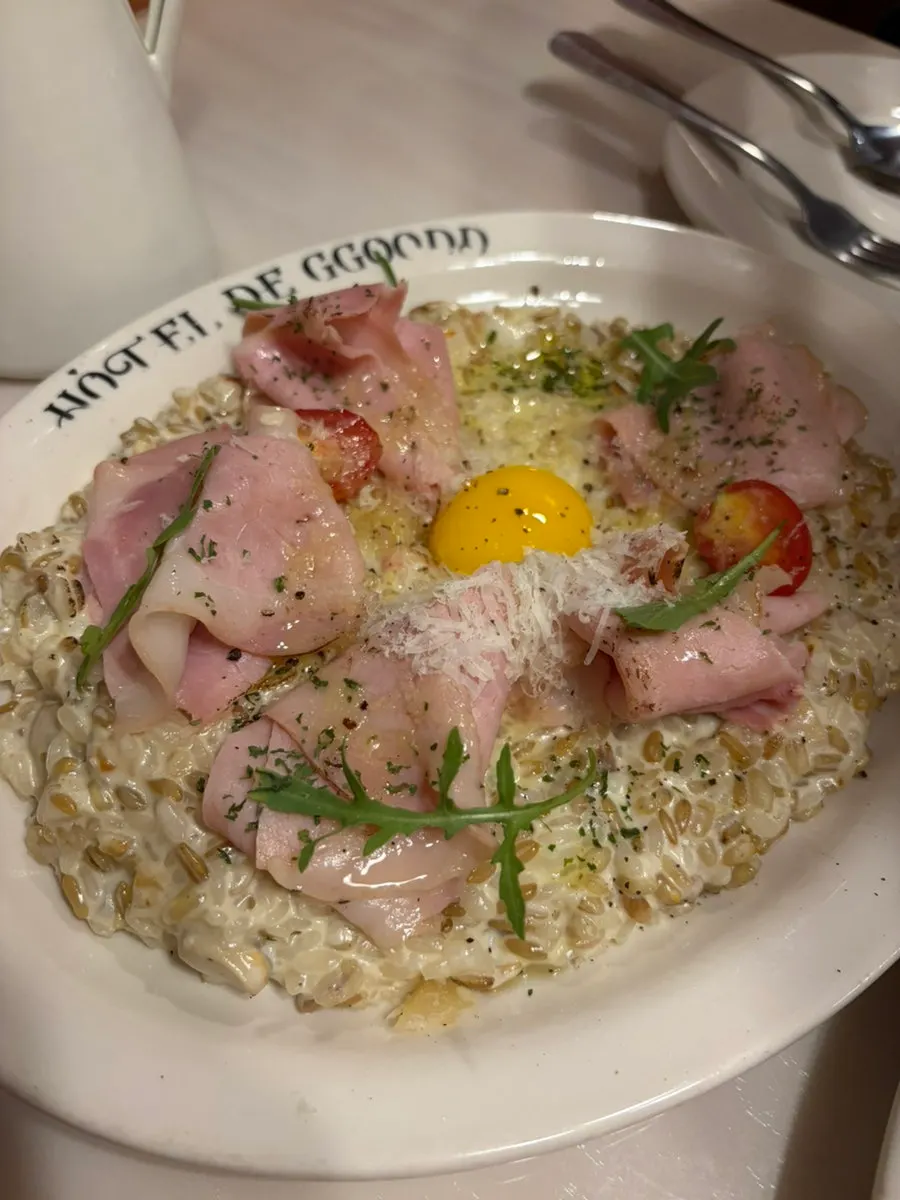 Jambon truffle cream risotto with rice that keeps its bite