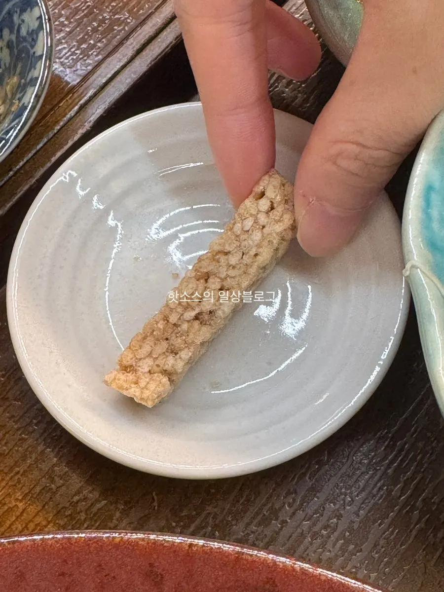 식사를 마친 카츠몬스터 연남본점 테이블