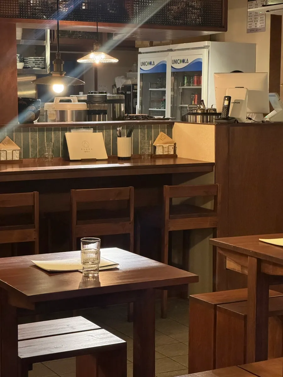 Quiet restaurant interior ideal for a date