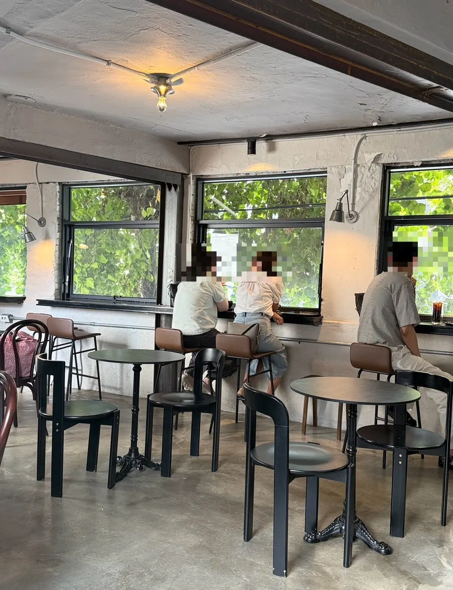 Self-service bar and rooftop information