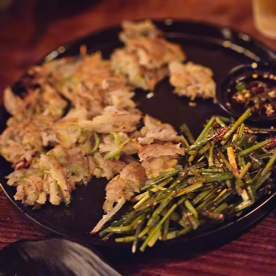 Hodam jeon at Ijillirya Yeonnam