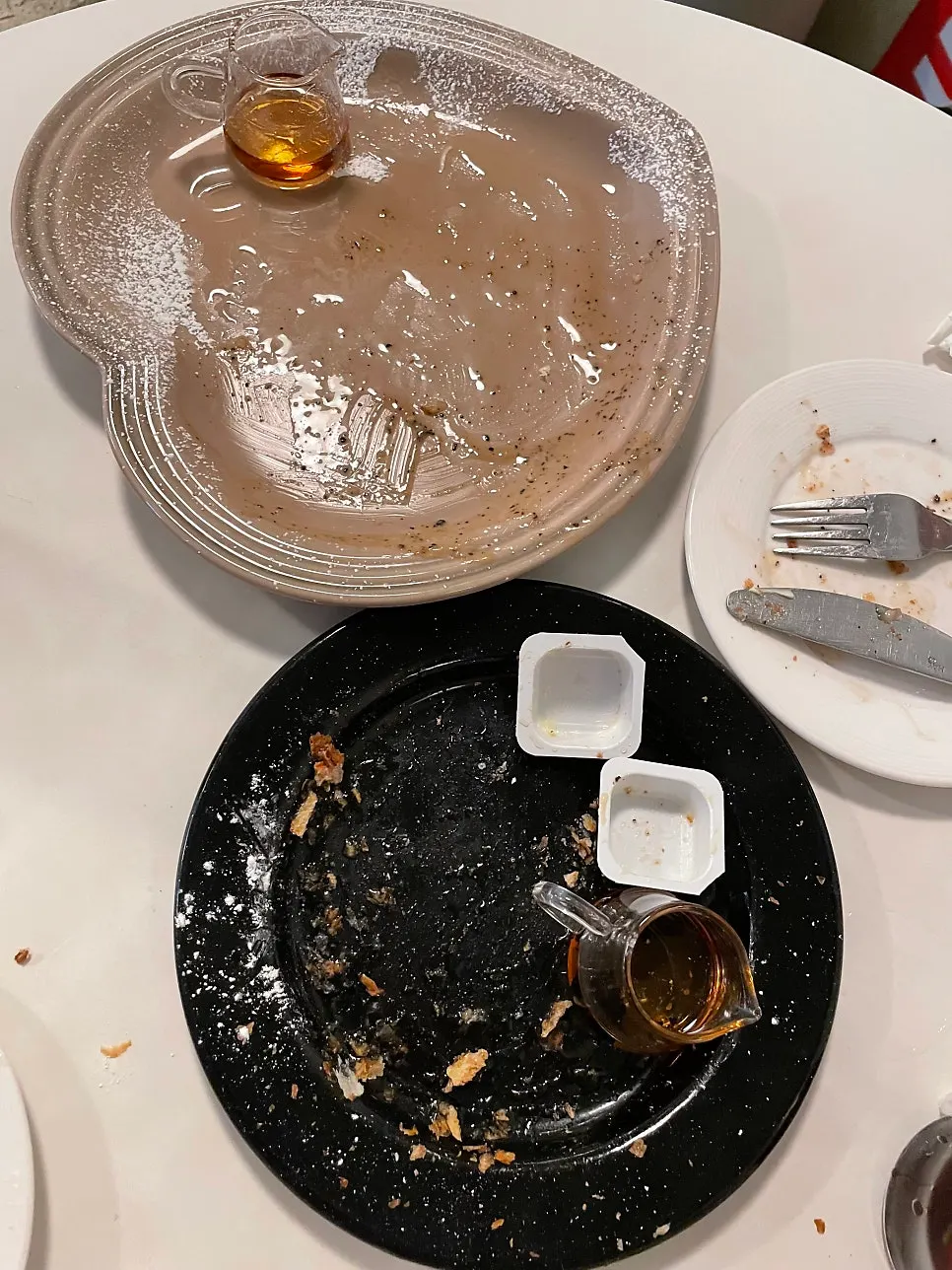 残さず食べきったジェムジェムのブランチの皿