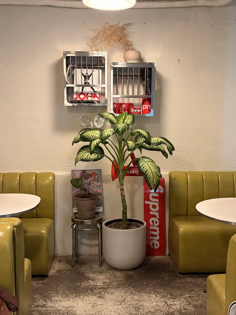 A photo taken inside the Jam Jam space