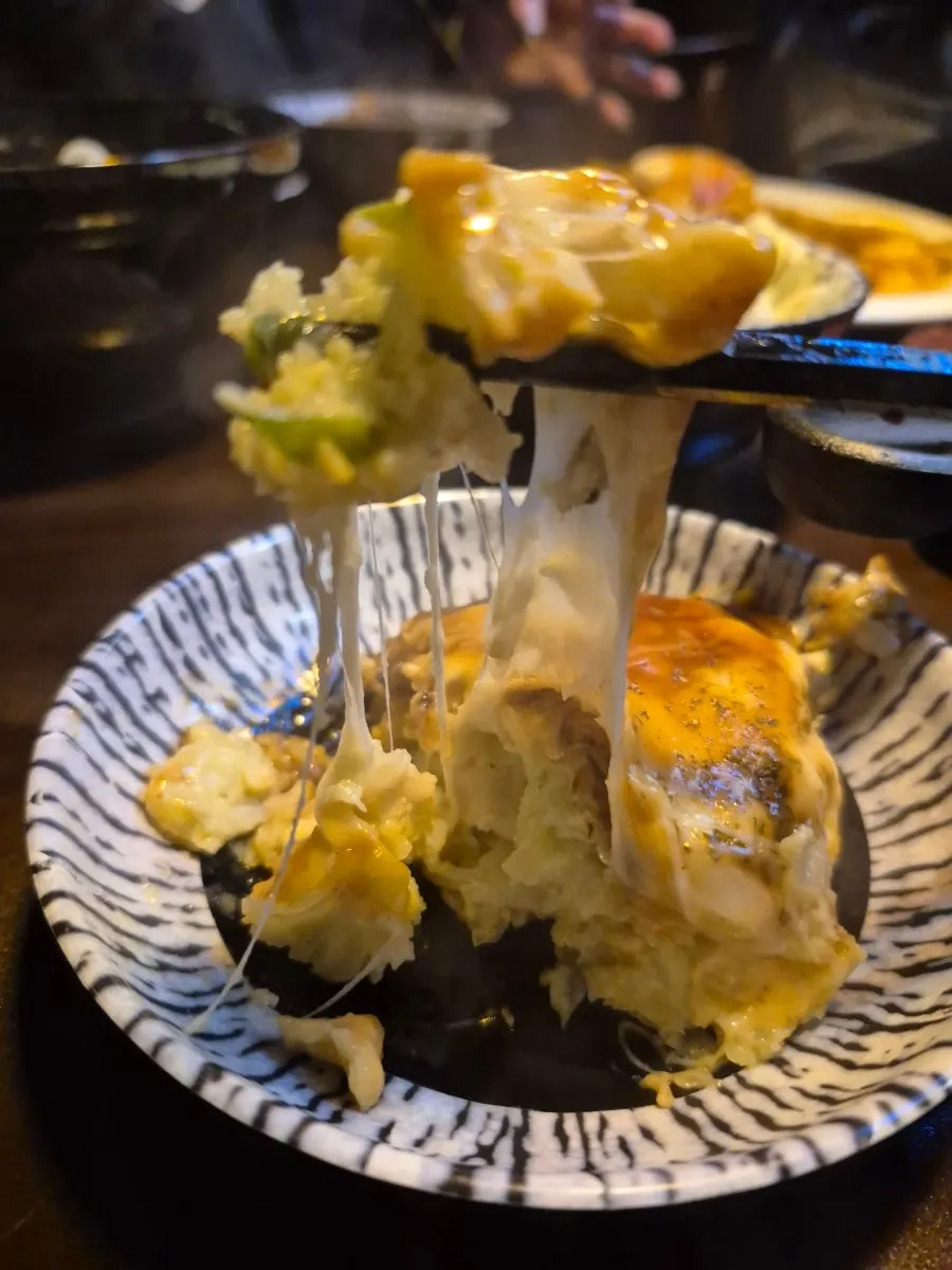 Beef brisket jjambbong nabe and udon at Gusa Yeonnam, a Yeonnam-dong izakaya