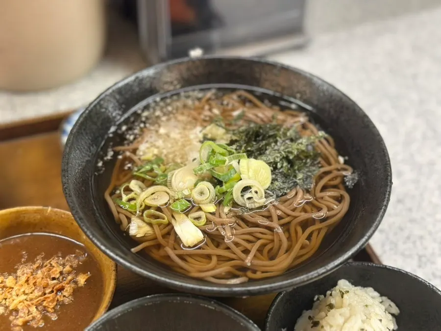 세트로 나온 냉모밀