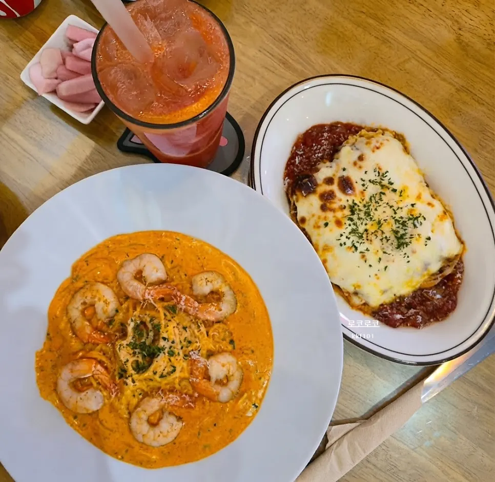 Table spread of lasagna and shrimp toowoomba pasta