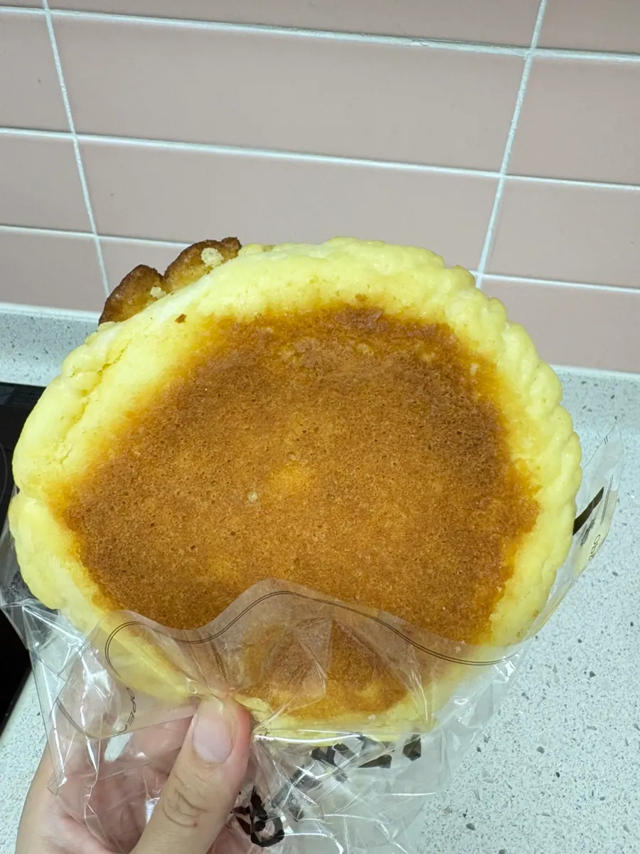 Packaged maple bread from Mandong Jegwa