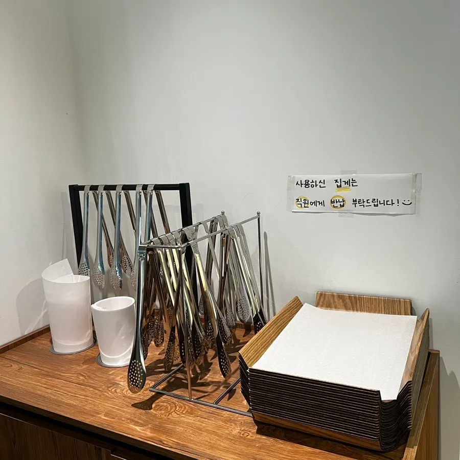 Takeout coffee at Noknok
