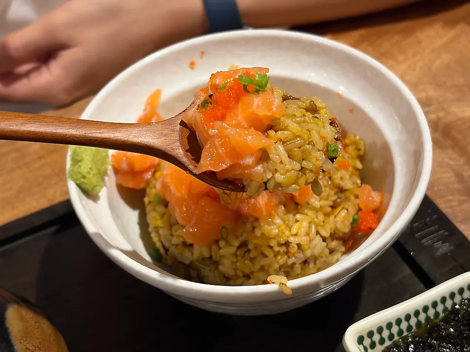 Clean-tasting salmon sake chazuke