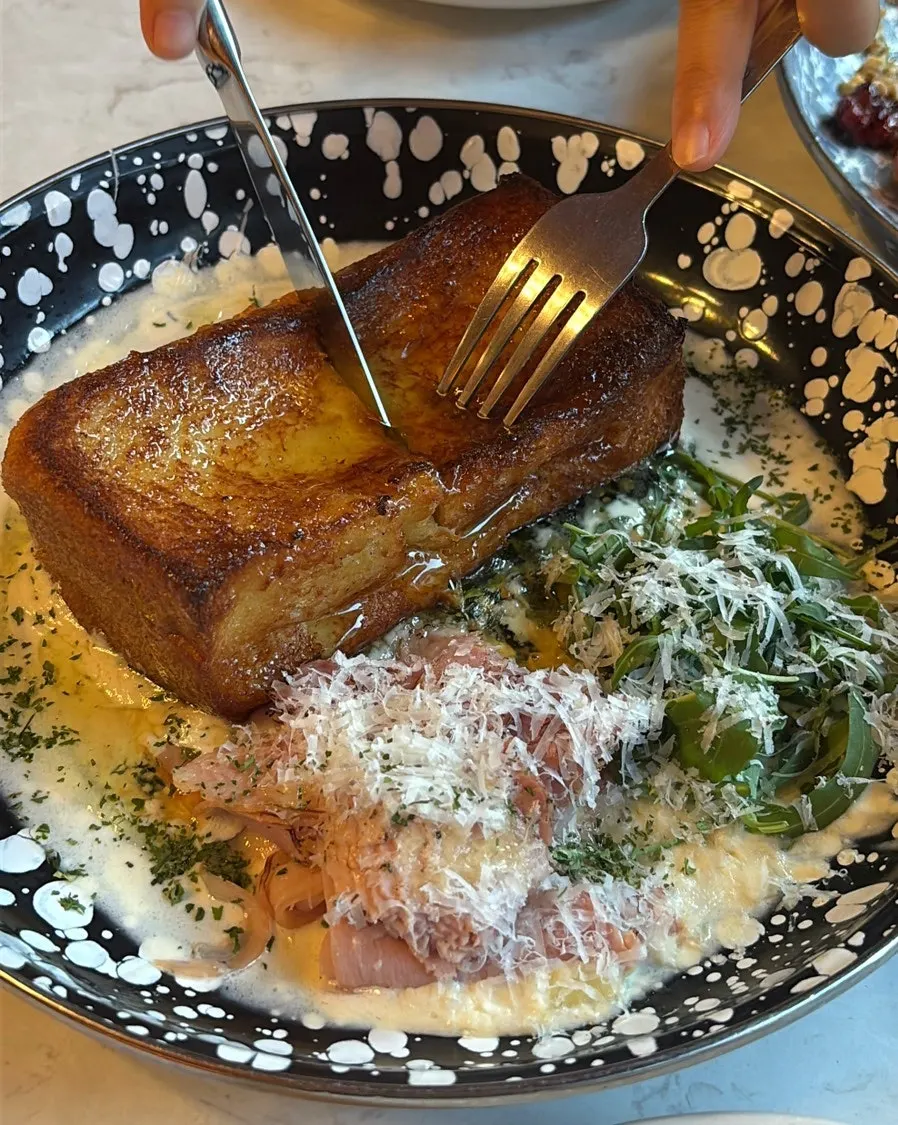 Crisply toasted French toast