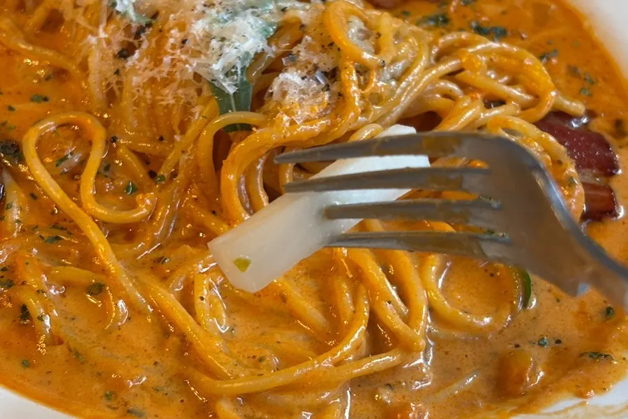 Rosé pasta with pickles