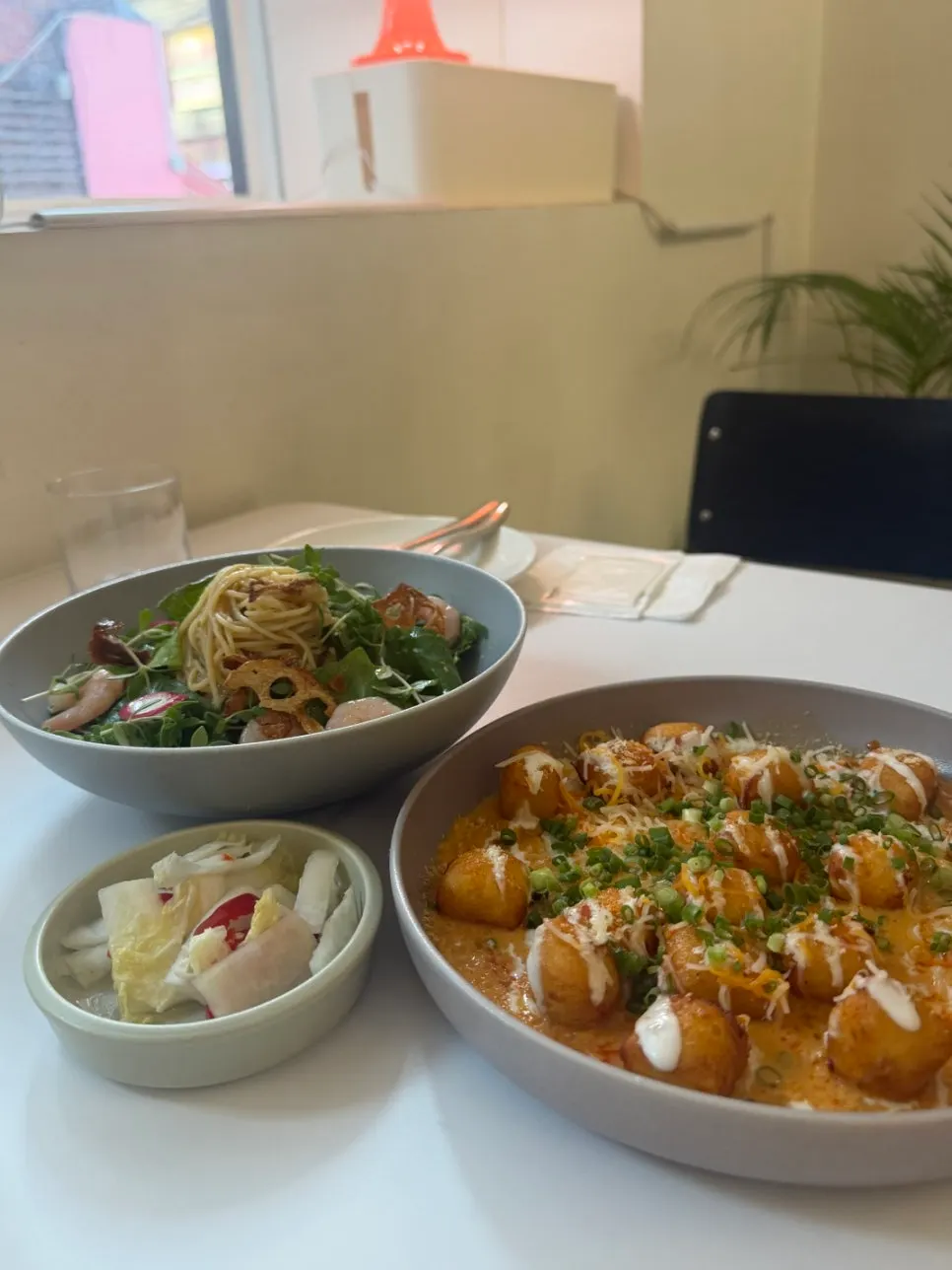 Pasta yang dipesan bersama gnocchi kentang