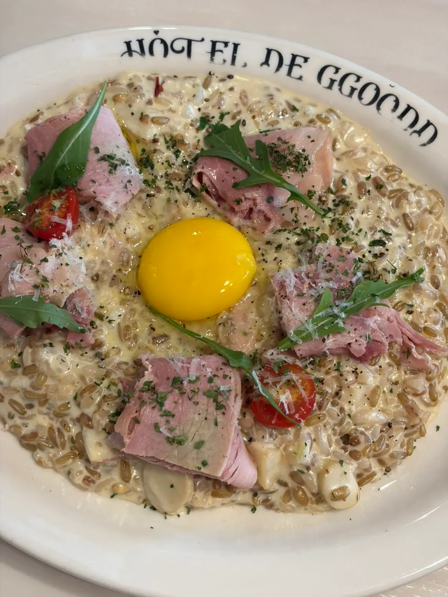 Jambon truffle cream risotto with cherry tomatoes